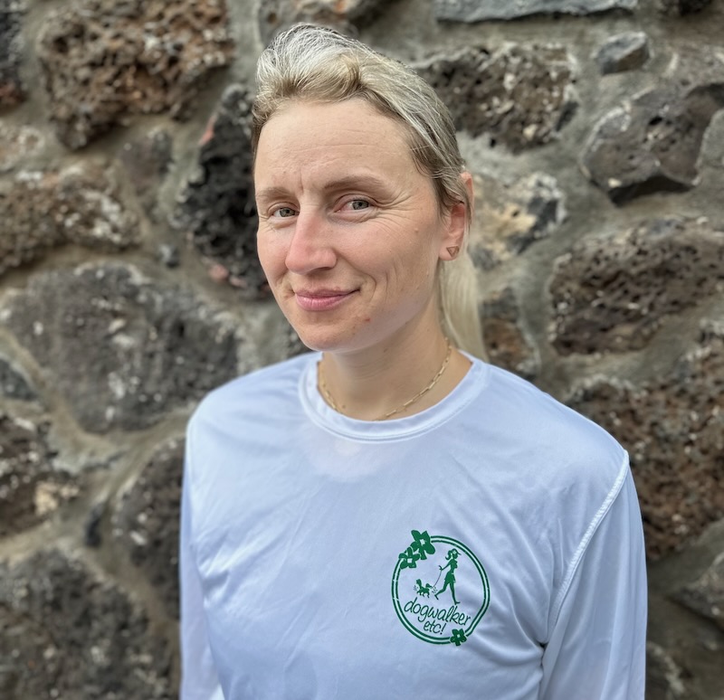 image of dogwalker Vanessa